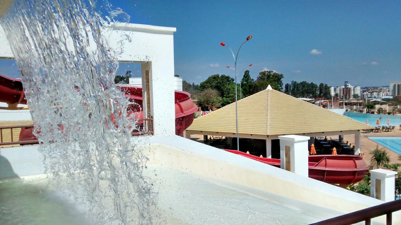 Diroma Andrian - Lacqua II Caldas Novas Exterior photo